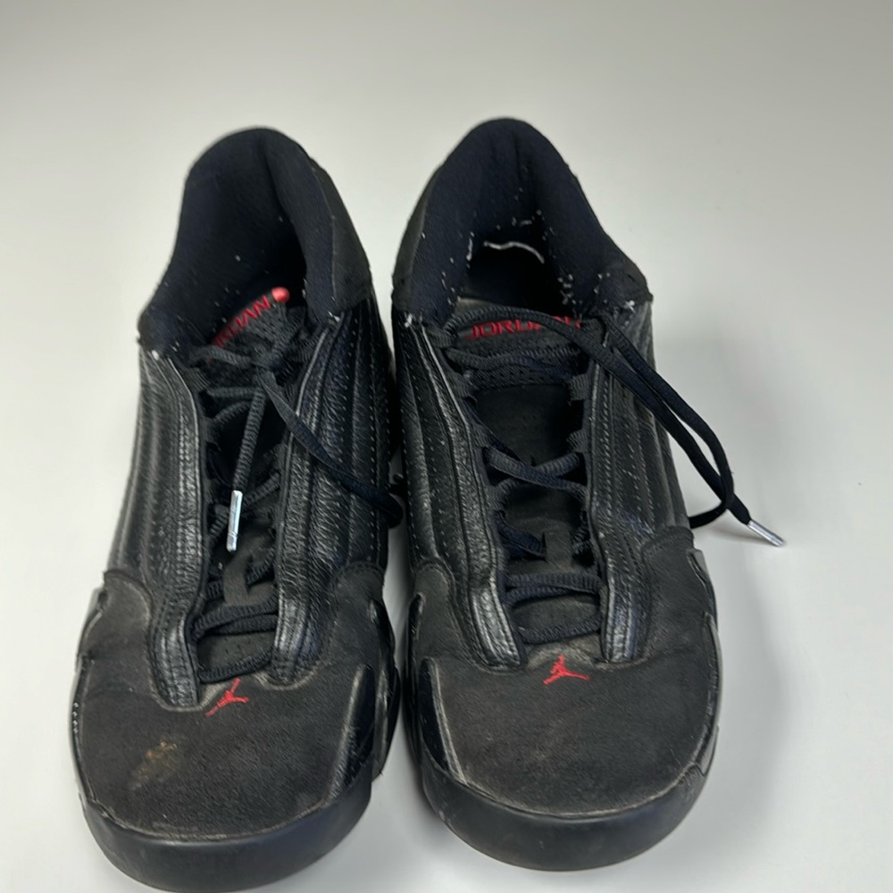 Jordan 14 Retro size 10.5
Last Shot (2011) 311832-010